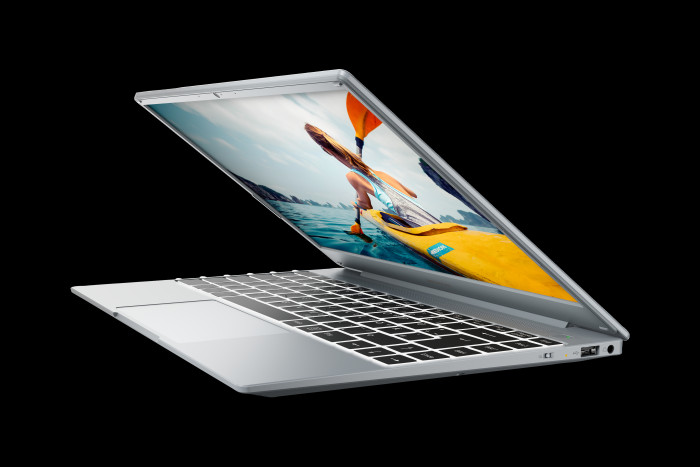 Akoya E14304 (Bild: Medion)